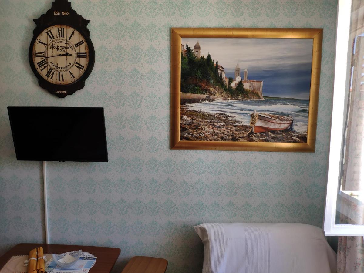 Rab-Centar Hotell Rab Town Eksteriør bilde