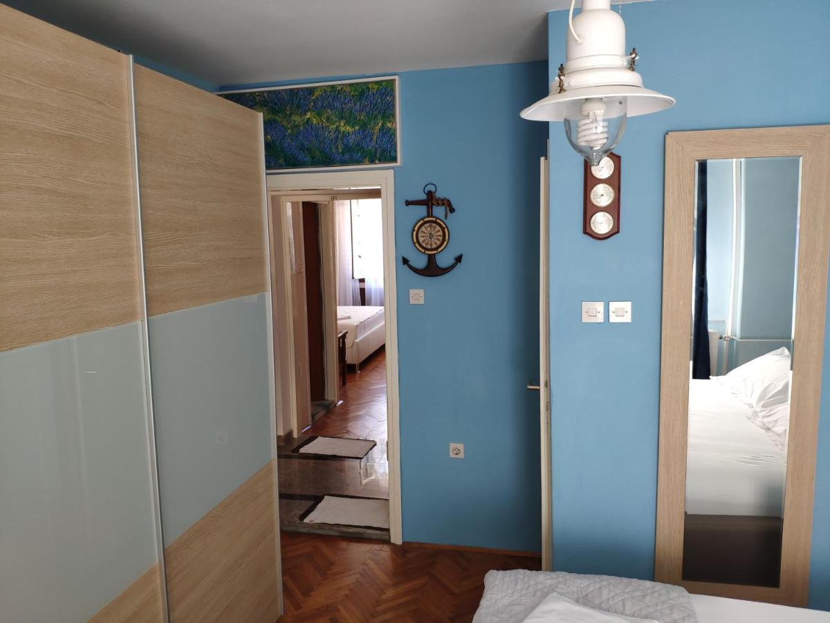 Rab-Centar Hotell Rab Town Eksteriør bilde
