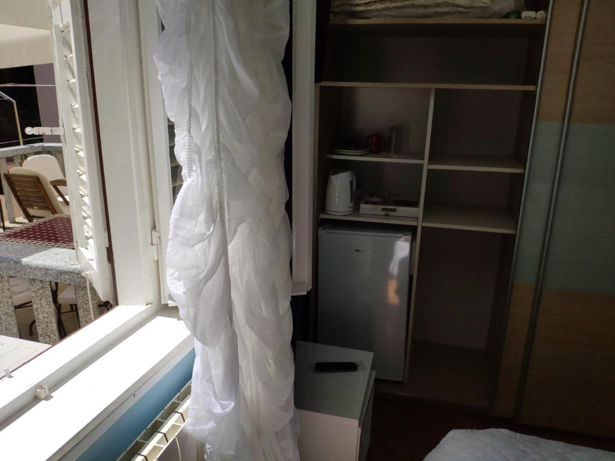 Rab-Centar Hotell Rab Town Eksteriør bilde