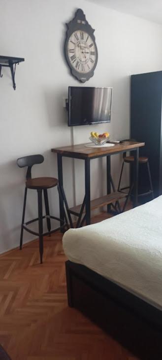 Rab-Centar Hotell Rab Town Eksteriør bilde